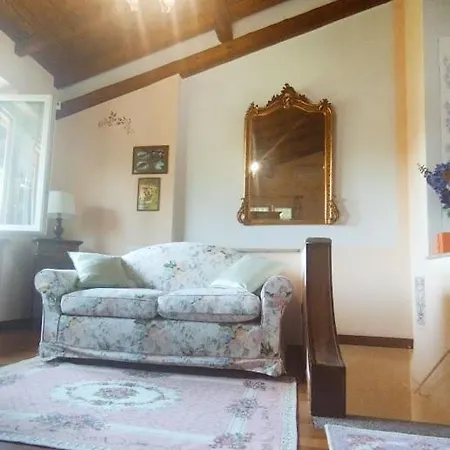 Dimora Amalthea Laghi Maggiore E Monate Apartament Angera