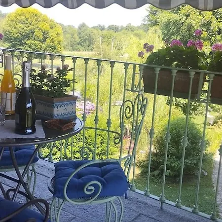Apartament Dimora Amalthea Laghi Maggiore E Monate Angera