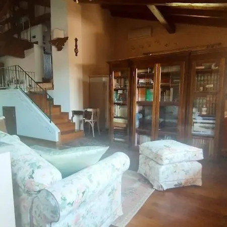 Dimora Amalthea Laghi Maggiore E Monate