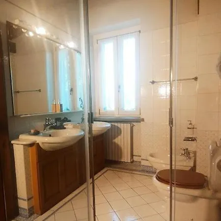 Dimora Amalthea Laghi Maggiore E Monate Apartament