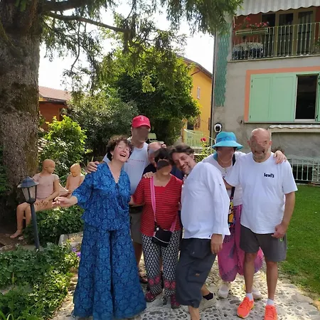 Apartament Dimora Amalthea Laghi Maggiore E Monate *